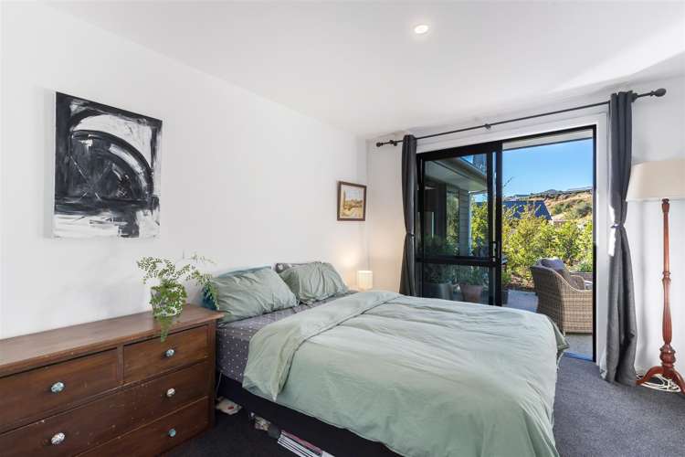 17 Sandford Terrace Lower Shotover_20