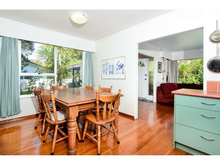 20 Finlow Drive Te Atatu South_5