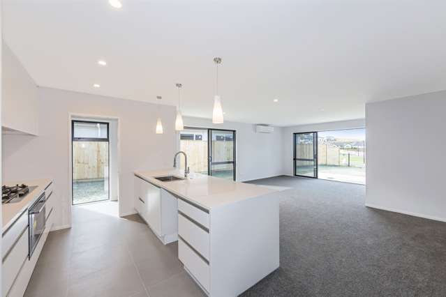 62 Colonial Drive Silverdale_2