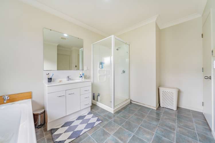 11 Talbot Grove Trentham_11