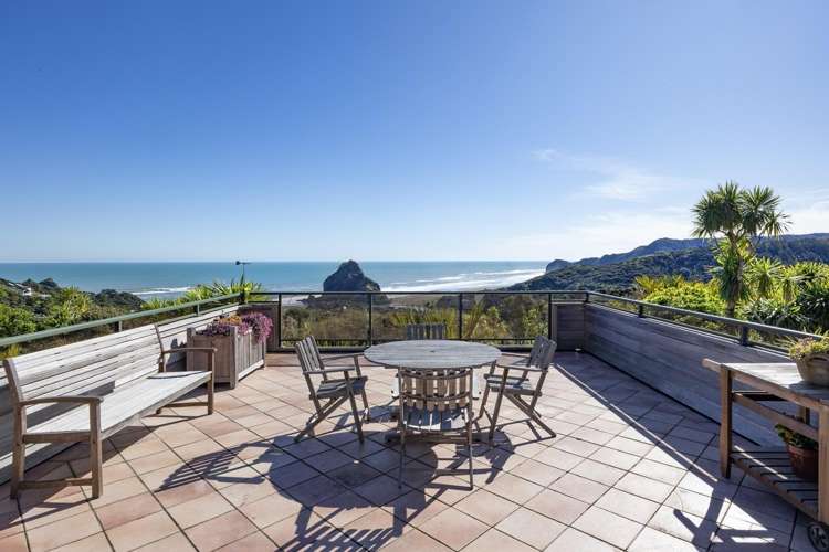 113 Seaview Road Piha_1