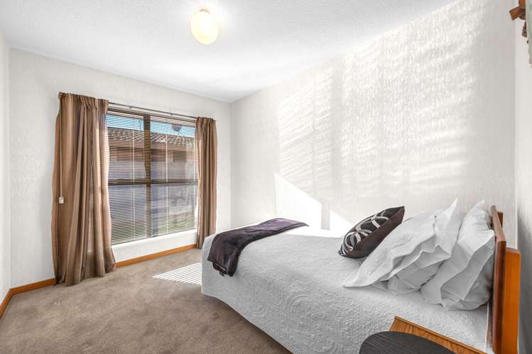 1/49 Division Street Riccarton_6