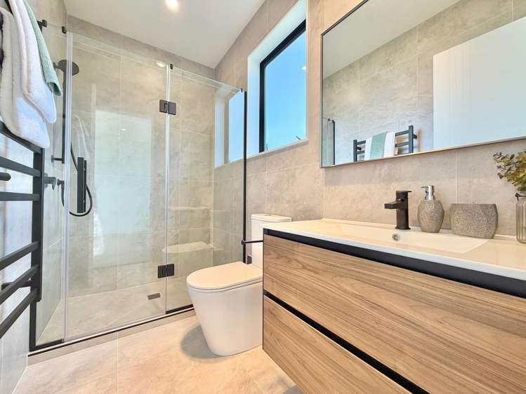 13 Tukutata Crescent Milldale_10