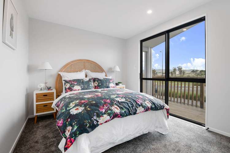 73 Tributary Parade Drury_18