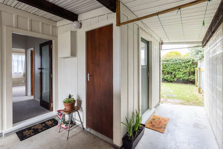 1/10 Christie Crescent Havelock North_11