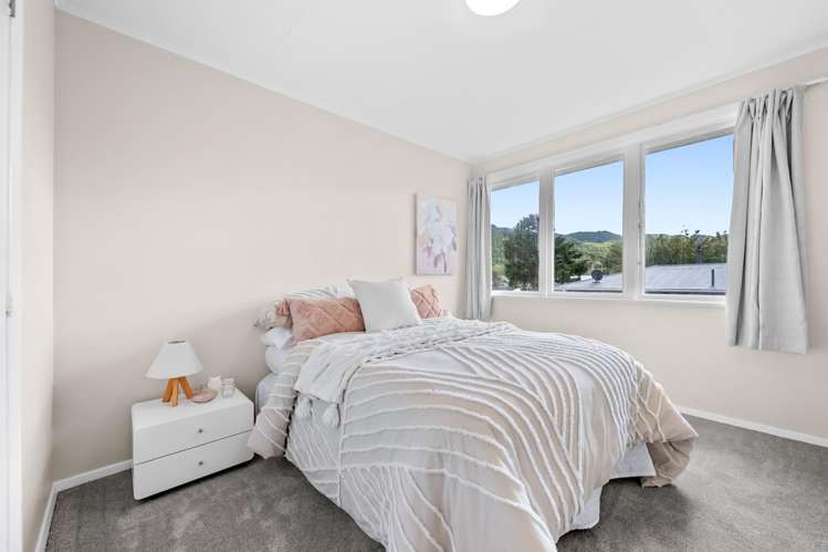 3 Ngaturi Grove Wainuiomata_12