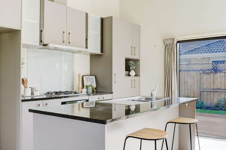 15 Chadwick Place Rototuna North_6