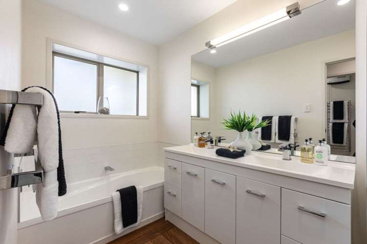 27 Hemi Street Narrow Neck_9