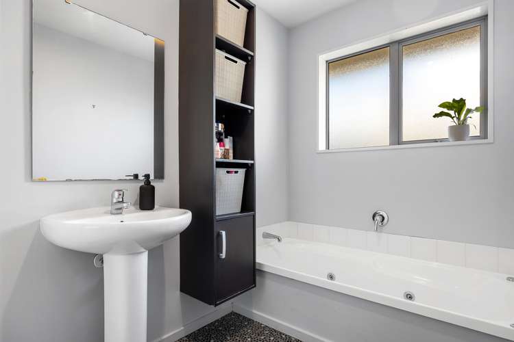 6 James Drive Woodend_12