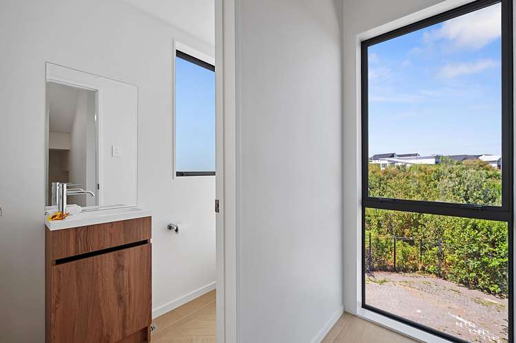 91 Joshua Carder Drive Hobsonville_15