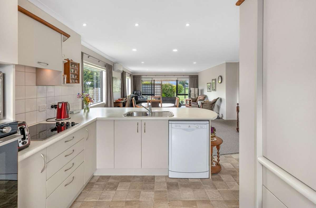 127/11 Manuka Street_3