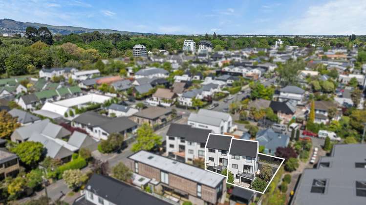 3/75 Andover Street Merivale_21