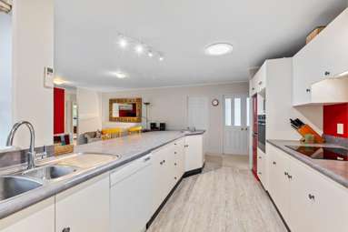 16 Springswood Grove_4