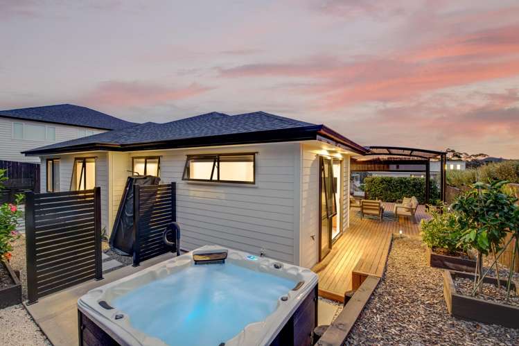 22 Takurua Terrace Orewa_11