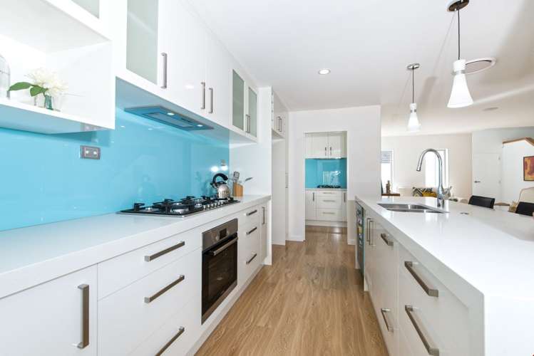 28a Kervil Avenue Te Atatu Peninsula_21