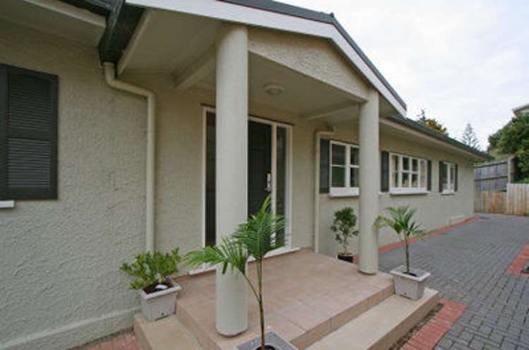 21a Hendry Avenue Hillsborough_21