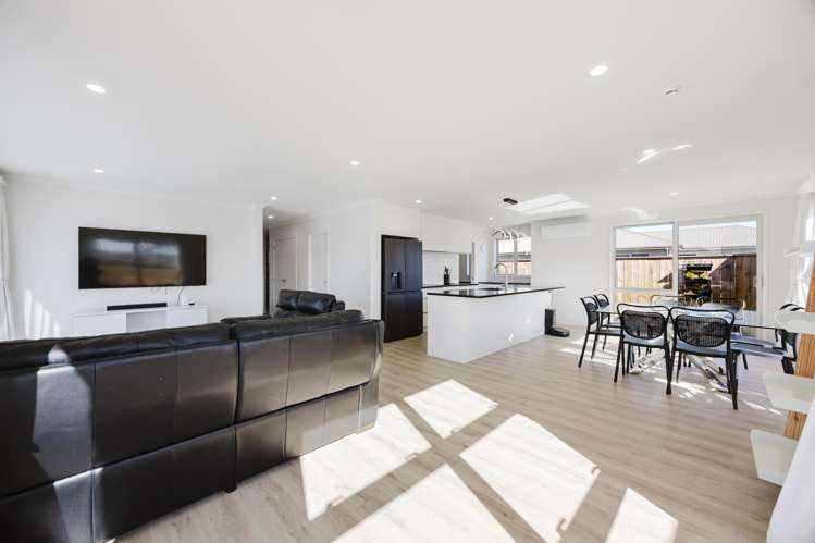 13 Uatoto Road Clarks Beach_22