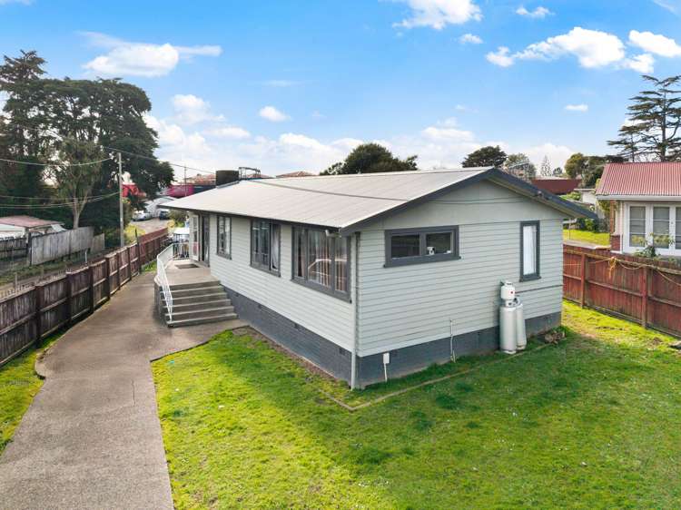 56 Ashlynne Avenue Papatoetoe_2