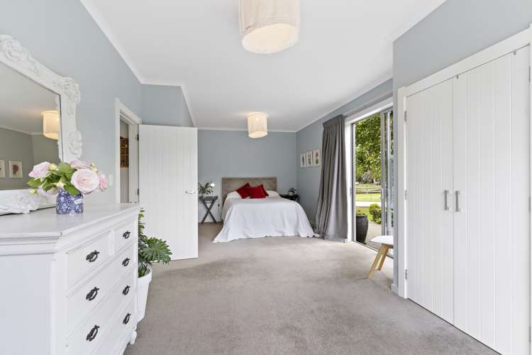 152 Willow Park Drive Opaki_17