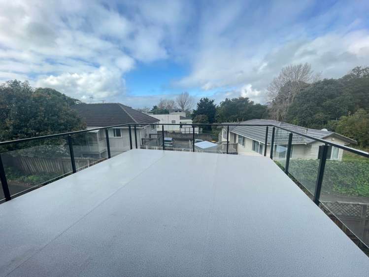 2/11 Glenfern Road Mellons Bay_16