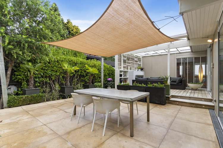 24 Surville Place Mairangi Bay_5