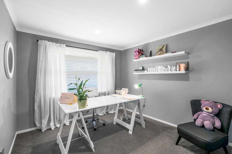 8 Sandstone Crescent Rolleston_16