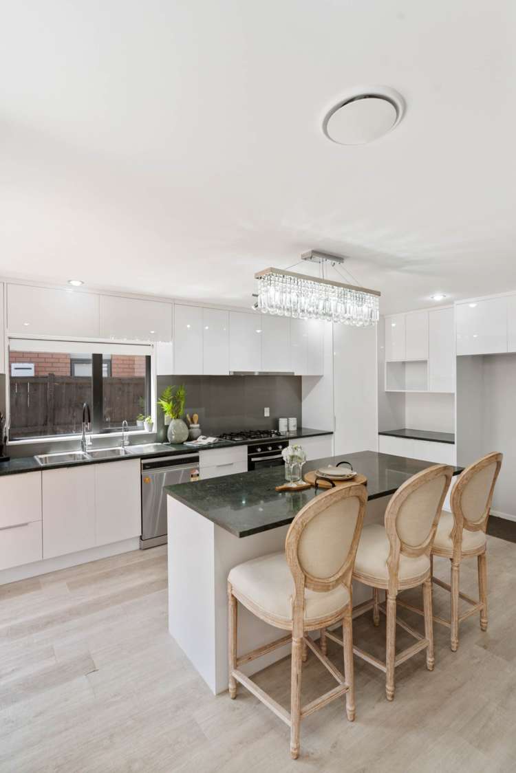 32 Arranmore Drive Flat Bush_18