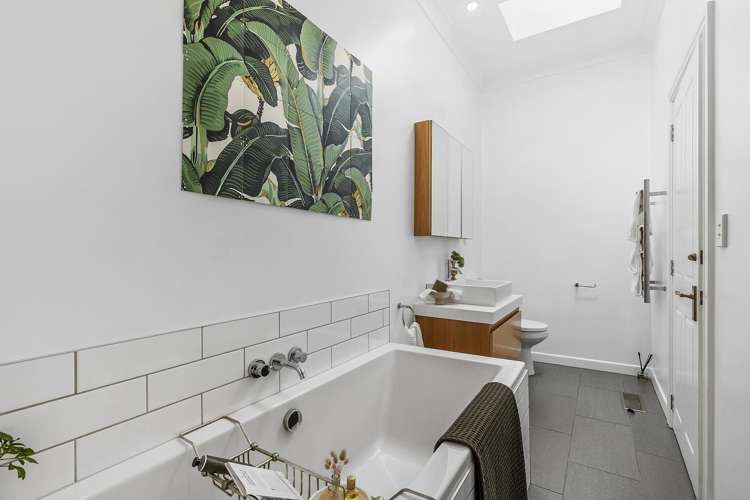 55 Mckinley Crescent Brooklyn_21