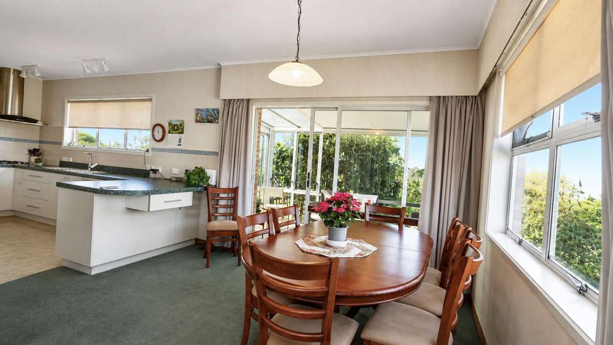 36 Swan Road_2
