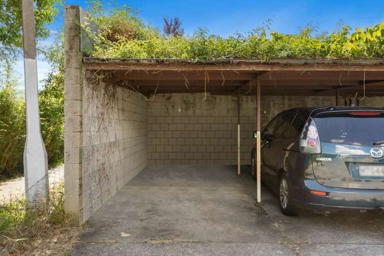 2/52 Te Kanawa Crescent Henderson_12