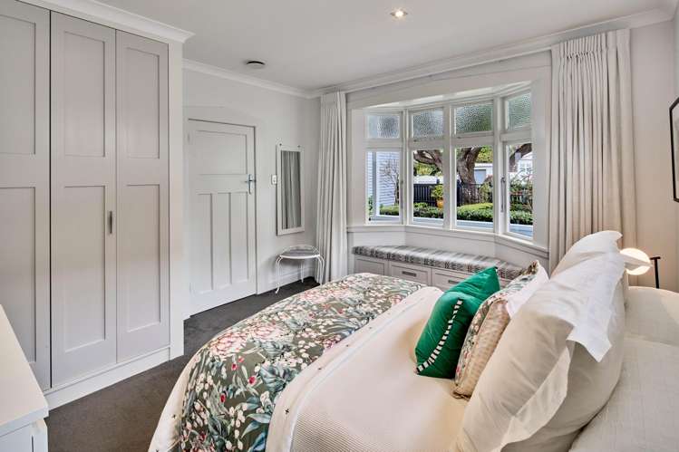 292 The Parade Island Bay_18