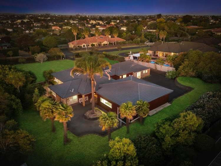 18 Burgundy Park Avenue Henderson_34