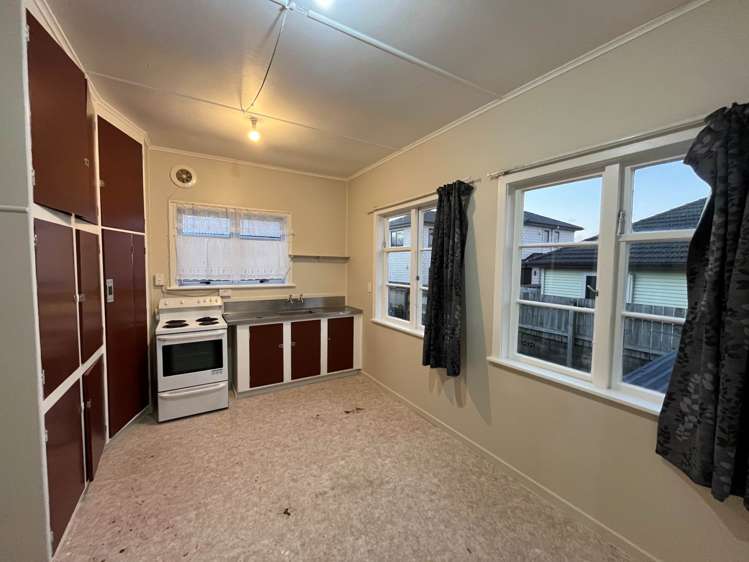 10 Ashlynne Avenue Papatoetoe_5