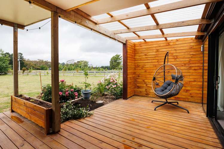 2 Ashgrove Lane Ashhurst_5