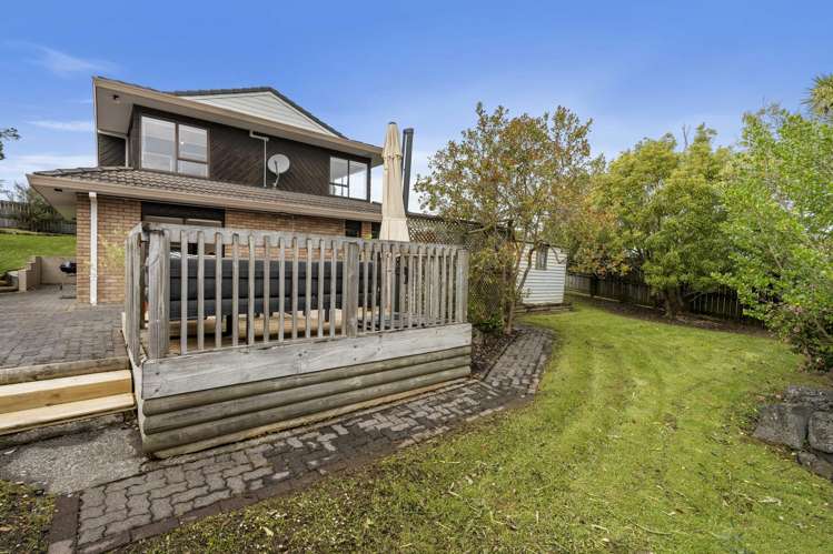 1 Lexington Drive Botany Downs_4