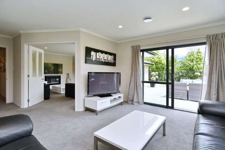 3 Orewa Close Parklands_9