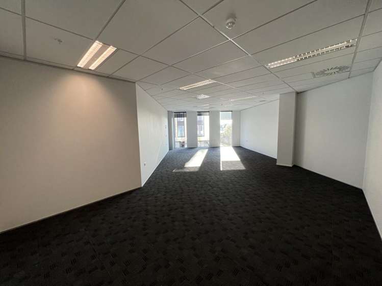 2/76 Victoria Street City Centre_9