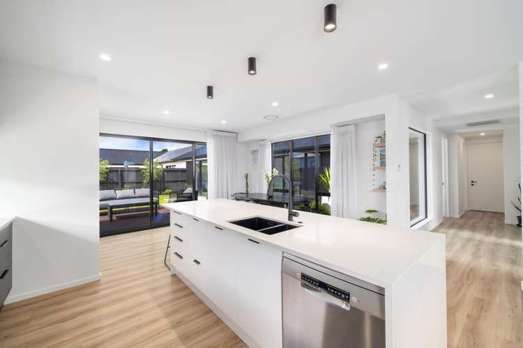 11 Letitia Street Burwood_8