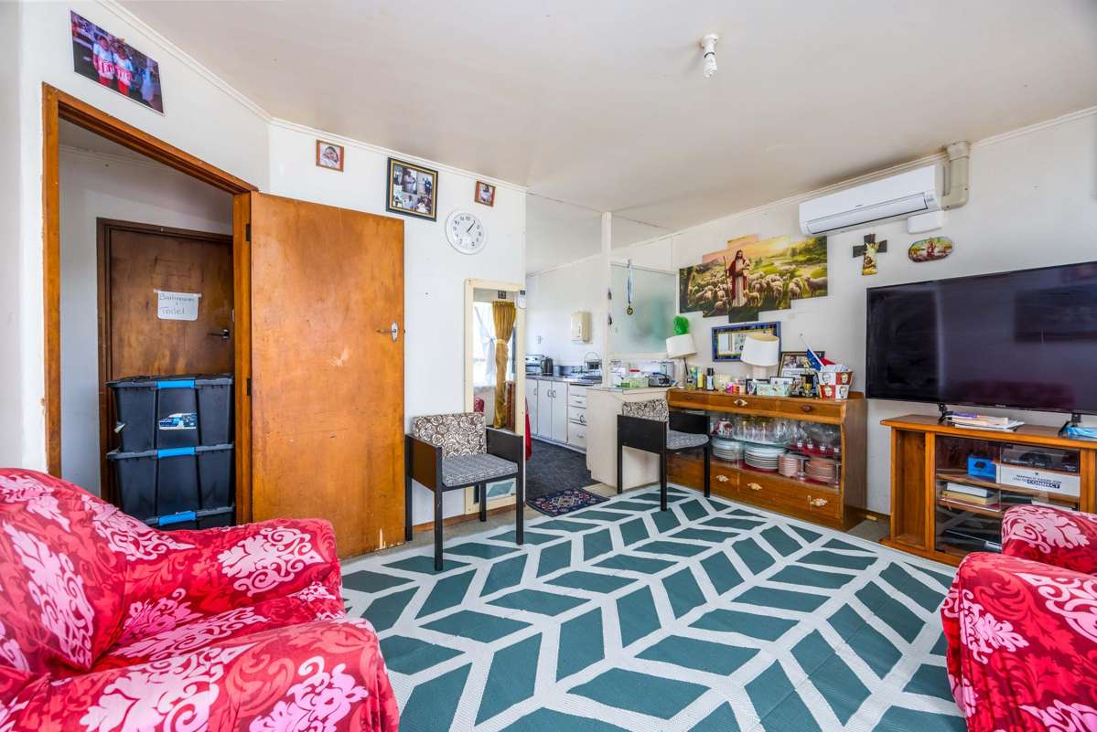 25 Point England Road_5