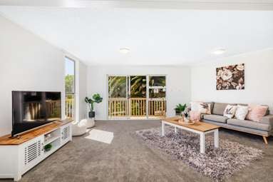 32 Antrim Crescent_4