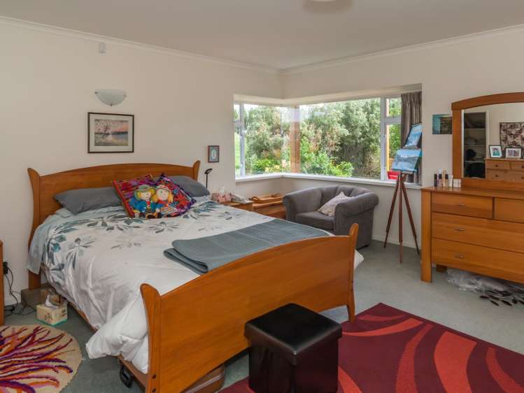 435 Waikawa Beach Road Manakau_8