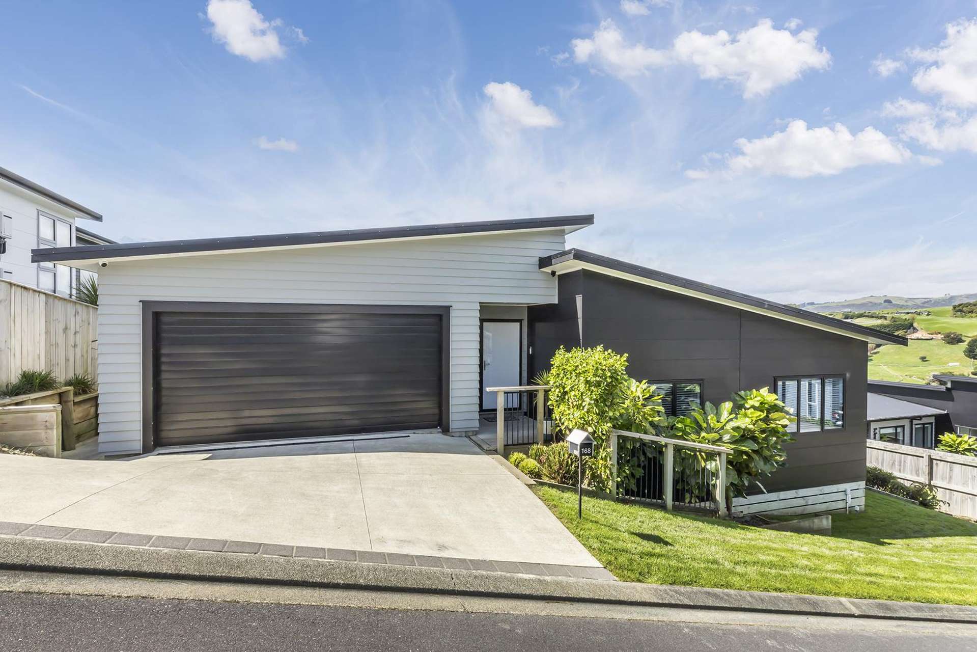 168 Endeavour Drive Whitby_0