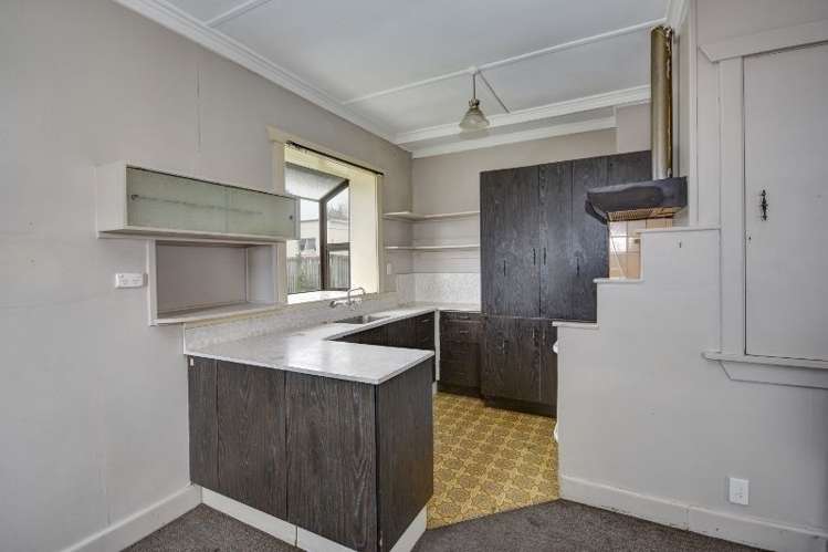 133 Riselaw Road Calton Hill_8