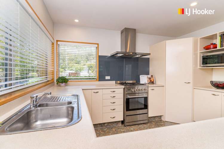 8 Jaffray Drive East Taieri_1