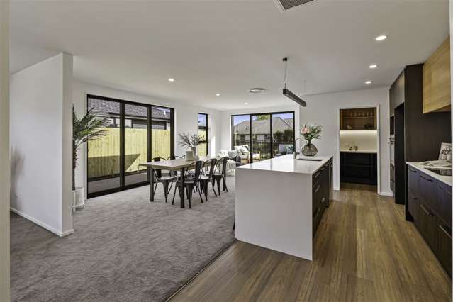 25 Selfe Crescent Burwood_2