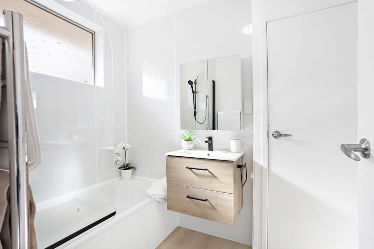 1/28a Holly Street Avondale_12