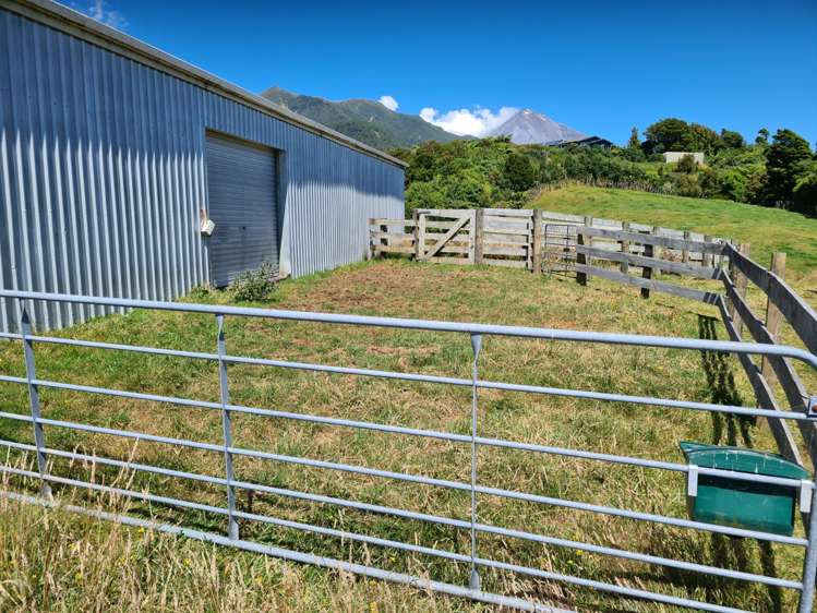 855/797 Dover Road Okato_2