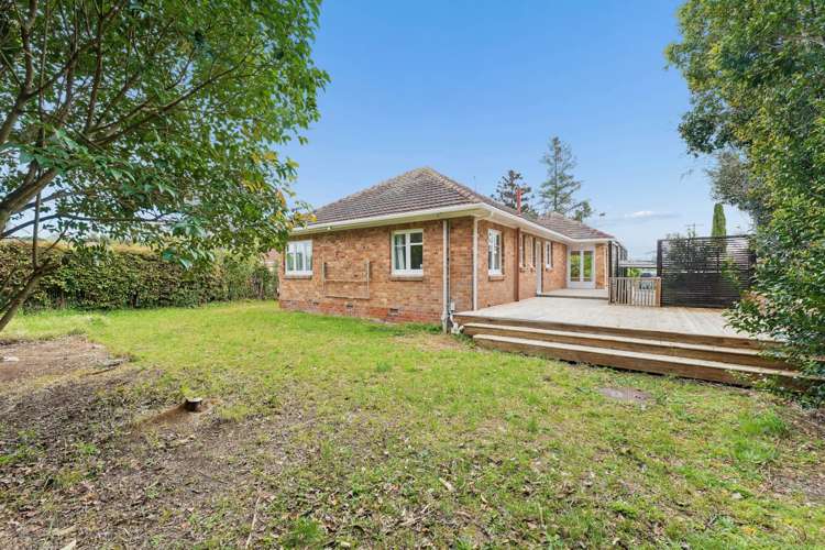 21 Koromiko Street New Lynn_13