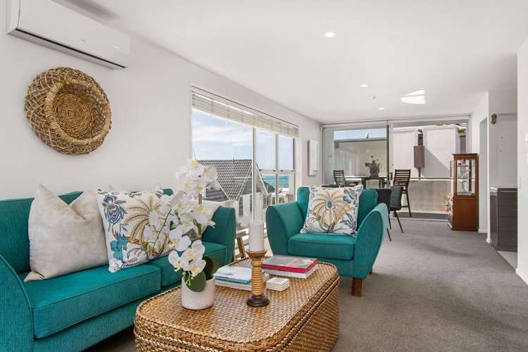 8/46 Esplanade Sumner_9
