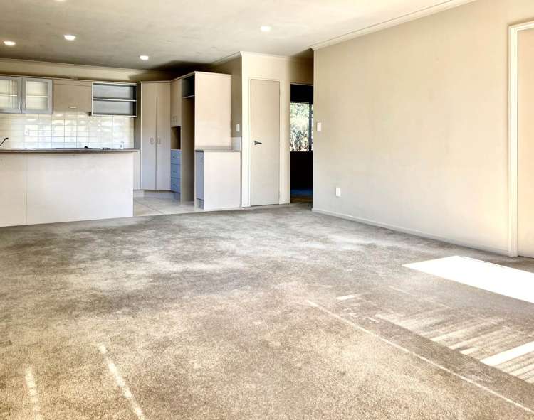 20/1 Piriti Drive Te Atatu Peninsula_2